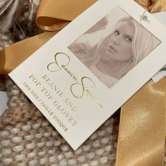 Jessica Simpson marble knit puff hat and pop top gloves - Picture 3 of 6